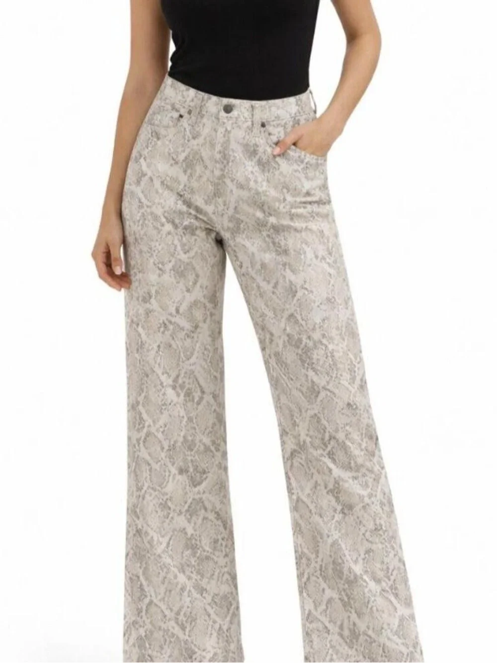 Wild Fable Low Rise Baggy Wide Leg Snake-Print Jeans White Tan Var Sizes | NWT - Picture 1 of 9